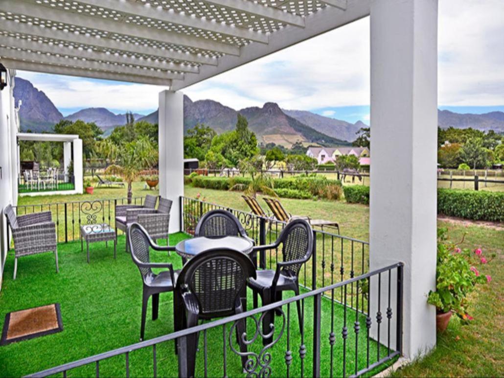 Auberge La Dauphine Guest House Franschhoek Exterior photo